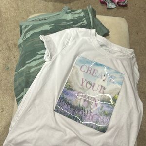 Little girls shirts Size medium 7